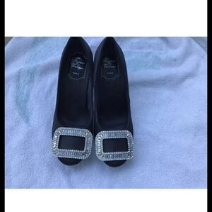 Roger Vivier Paris black satin square rhinestone accent shoes size 37 (6.5)